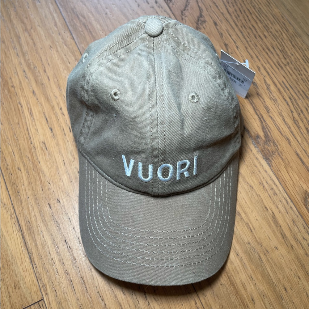 Vuori Ball Cap in Camel Unisex One Size NWT